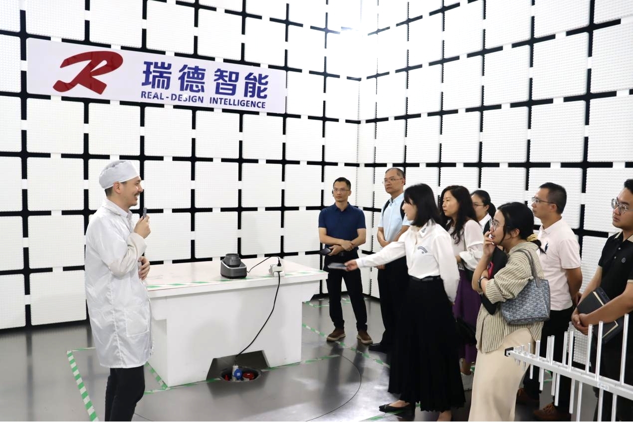 巅峰国际官网-钻营健全,你我一路成长