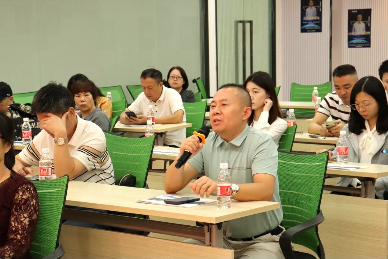 巅峰国际官网-钻营健全,你我一路成长