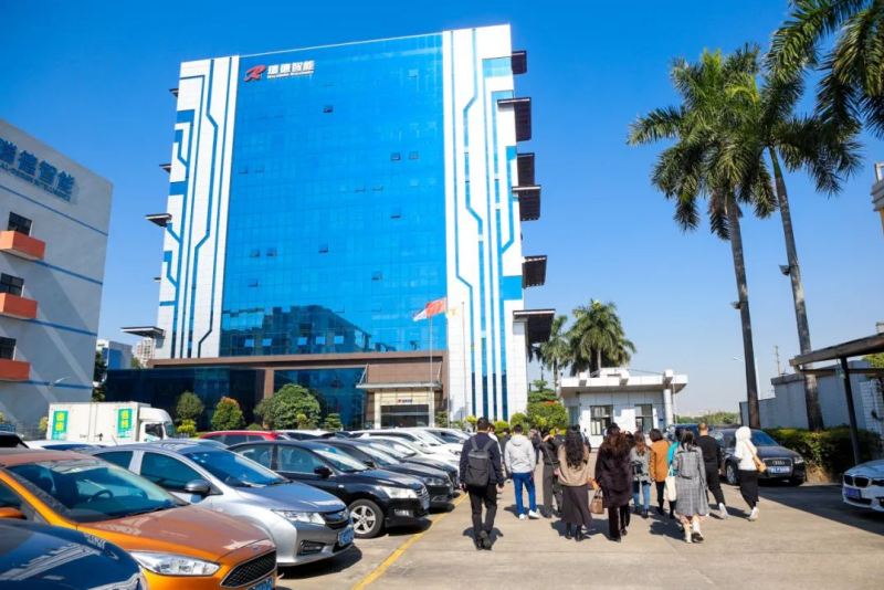 巅峰国际官网-钻营健全,你我一路成长